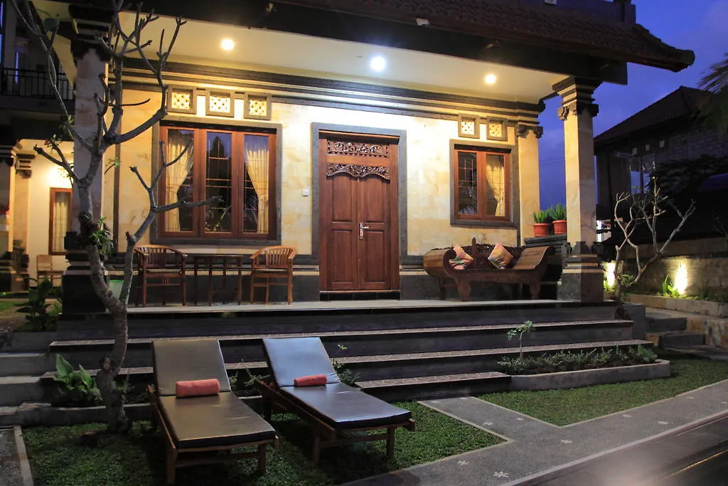 Hotel Dewa House Bisma Ubud 2*,